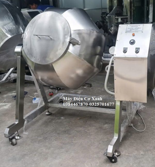 Máy trộn thức ăn gia súc