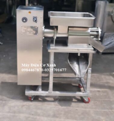 Máy ép trục vít vắt nước cốt quả điều