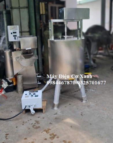 Nồi nấu nước sốt tắc